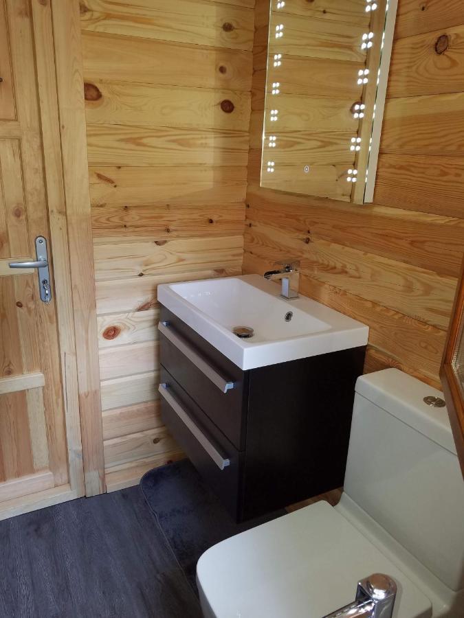 West Pool Cabin Lincoln Exterior photo